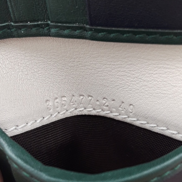 NIB 100% Authentic GUCCI wallet 365477 - Picture 7 of 8